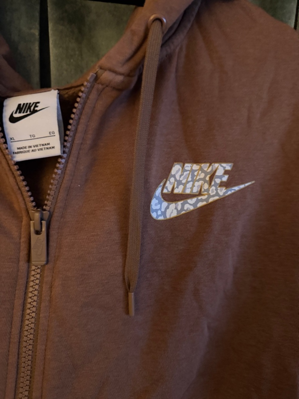 Nike Brown Cropped Zip-Up Hoodie with White Leopard Logo - Picture 2 of 5